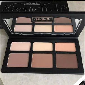 Kat Von D Shade + Light Contour Palette